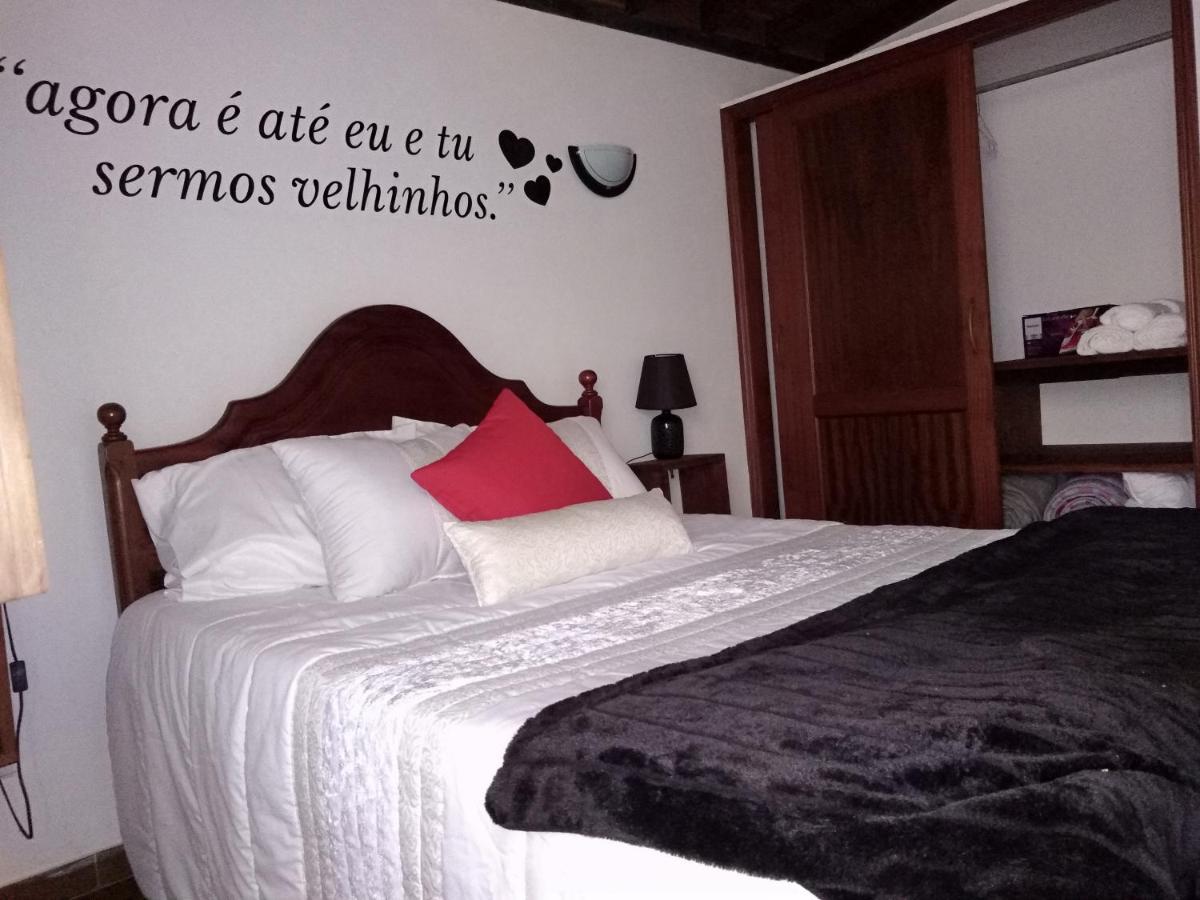 Casa Dos Valentes Ferienhaus *